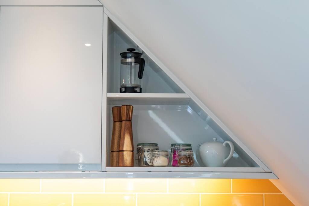 The Roost - A Bird'S Eye View In The Countryside Apartment Cullompton Bagian luar foto