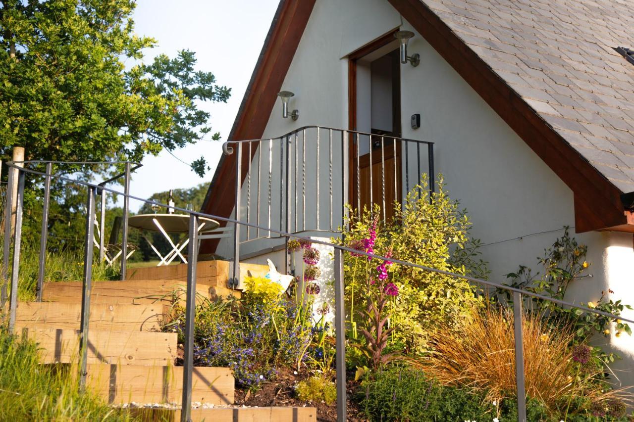 The Roost - A Bird'S Eye View In The Countryside Apartment Cullompton Bagian luar foto